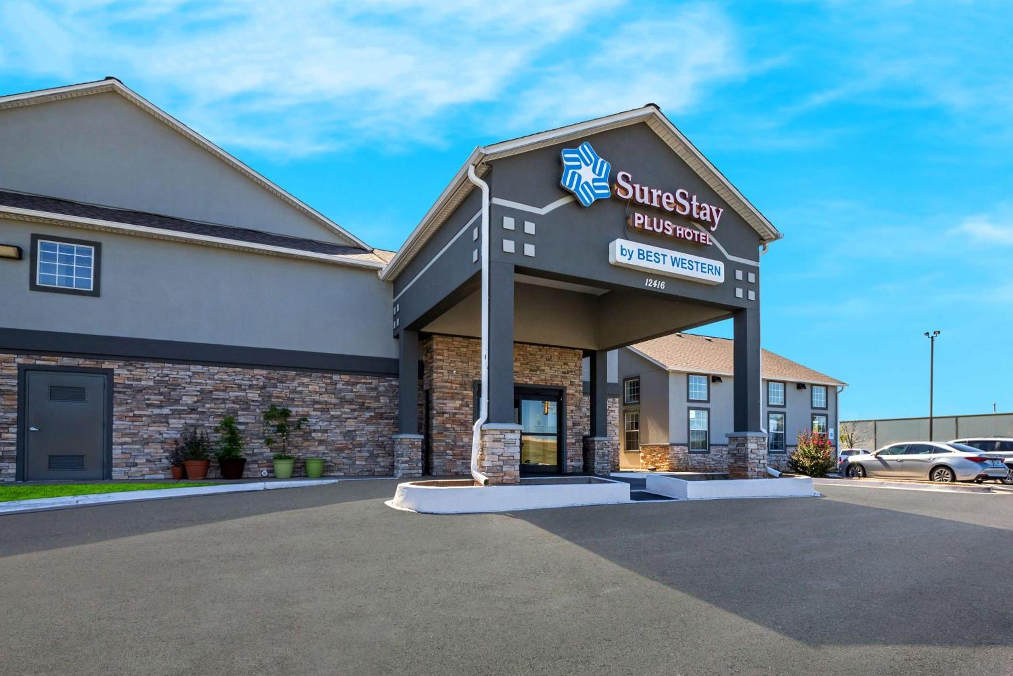 Surestay Plus Hotel By Best Western Tulsa East Eksteriør billede