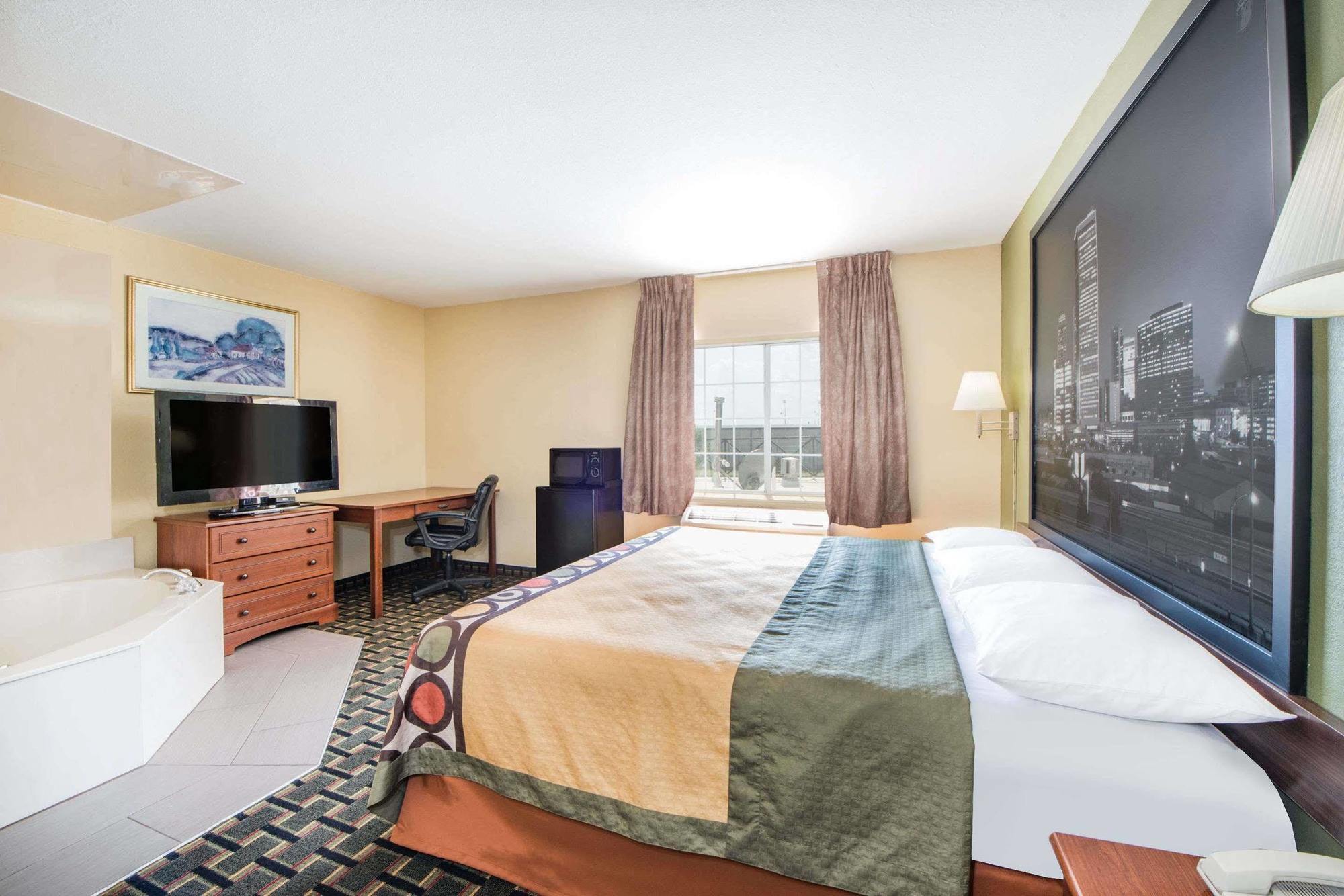 Surestay Plus Hotel By Best Western Tulsa East Eksteriør billede