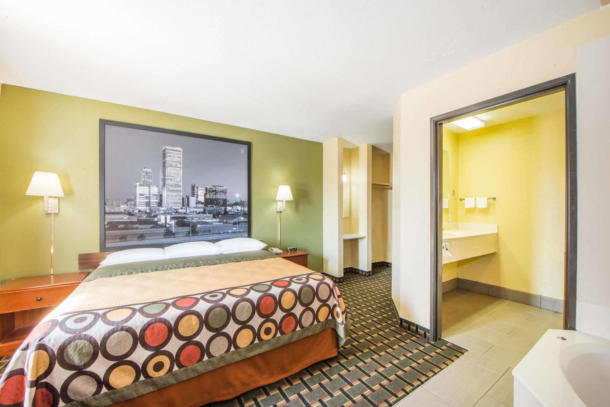 Surestay Plus Hotel By Best Western Tulsa East Eksteriør billede