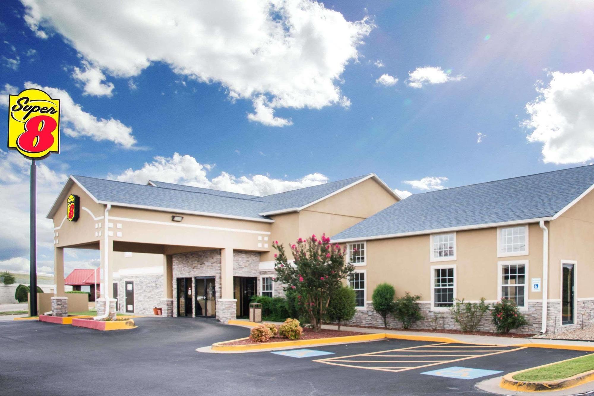 Surestay Plus Hotel By Best Western Tulsa East Eksteriør billede