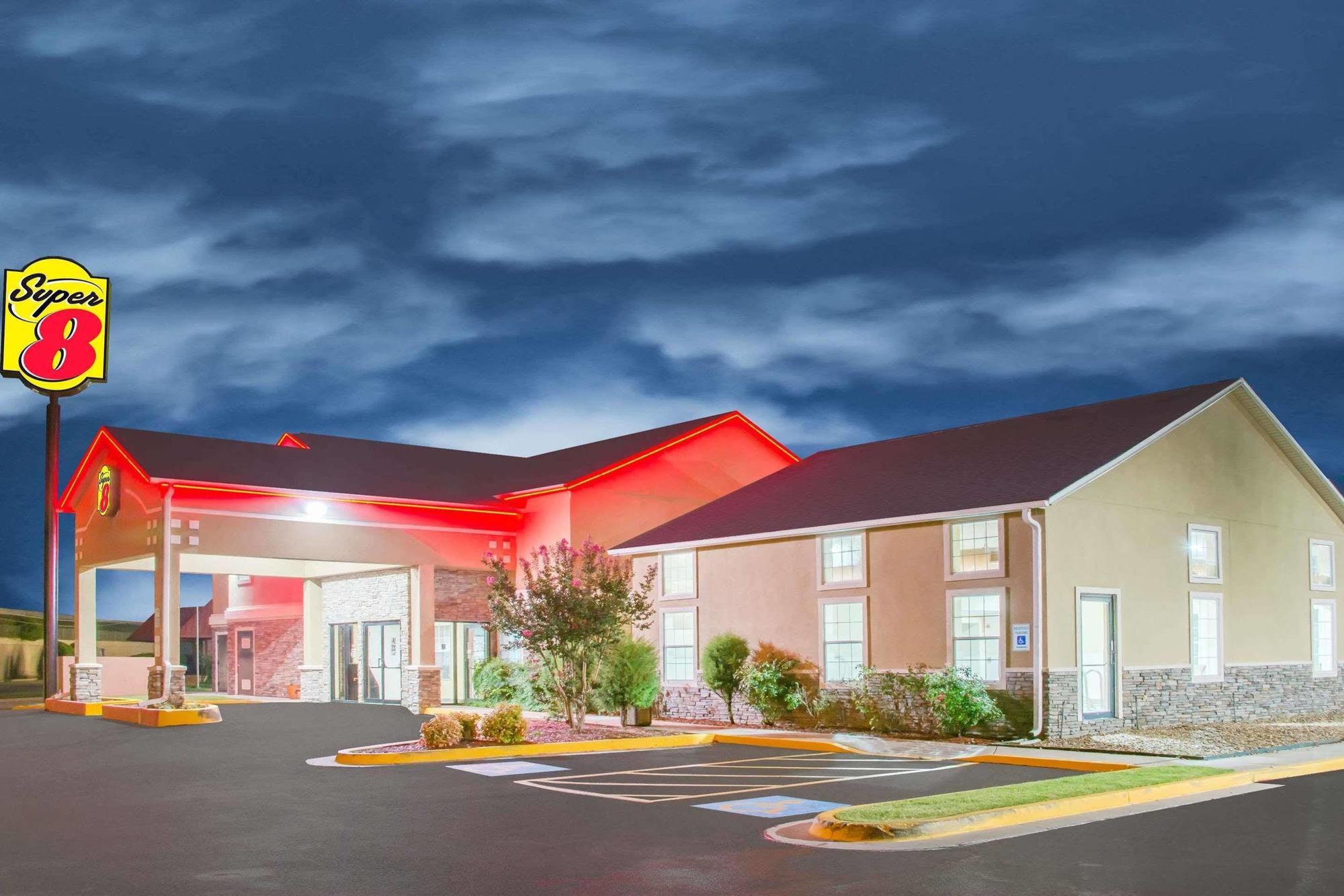 Surestay Plus Hotel By Best Western Tulsa East Eksteriør billede