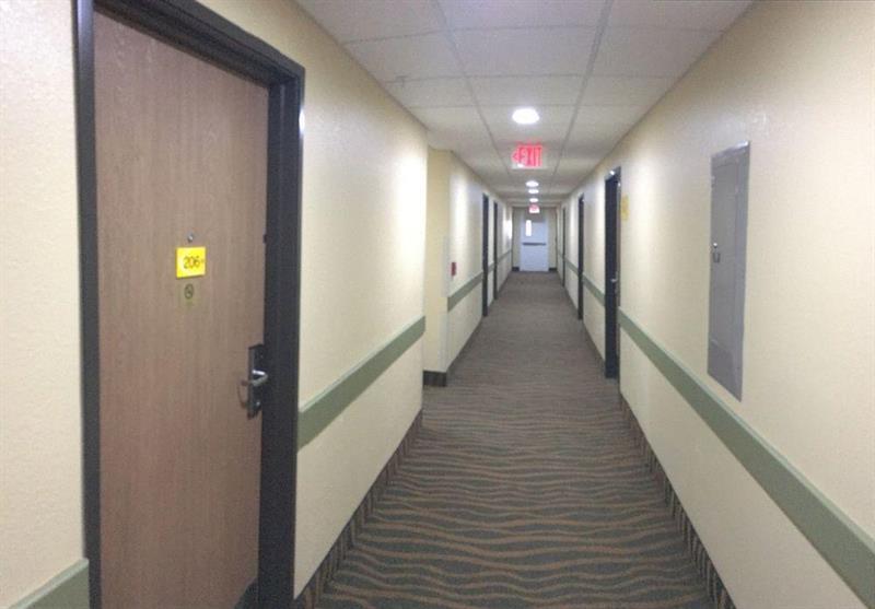 Surestay Plus Hotel By Best Western Tulsa East Eksteriør billede